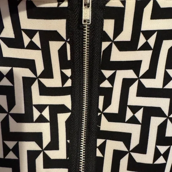 NWT Tiana B. Black and White Patterned Dress SIZE: 8 #CL - Picture 7 of 9